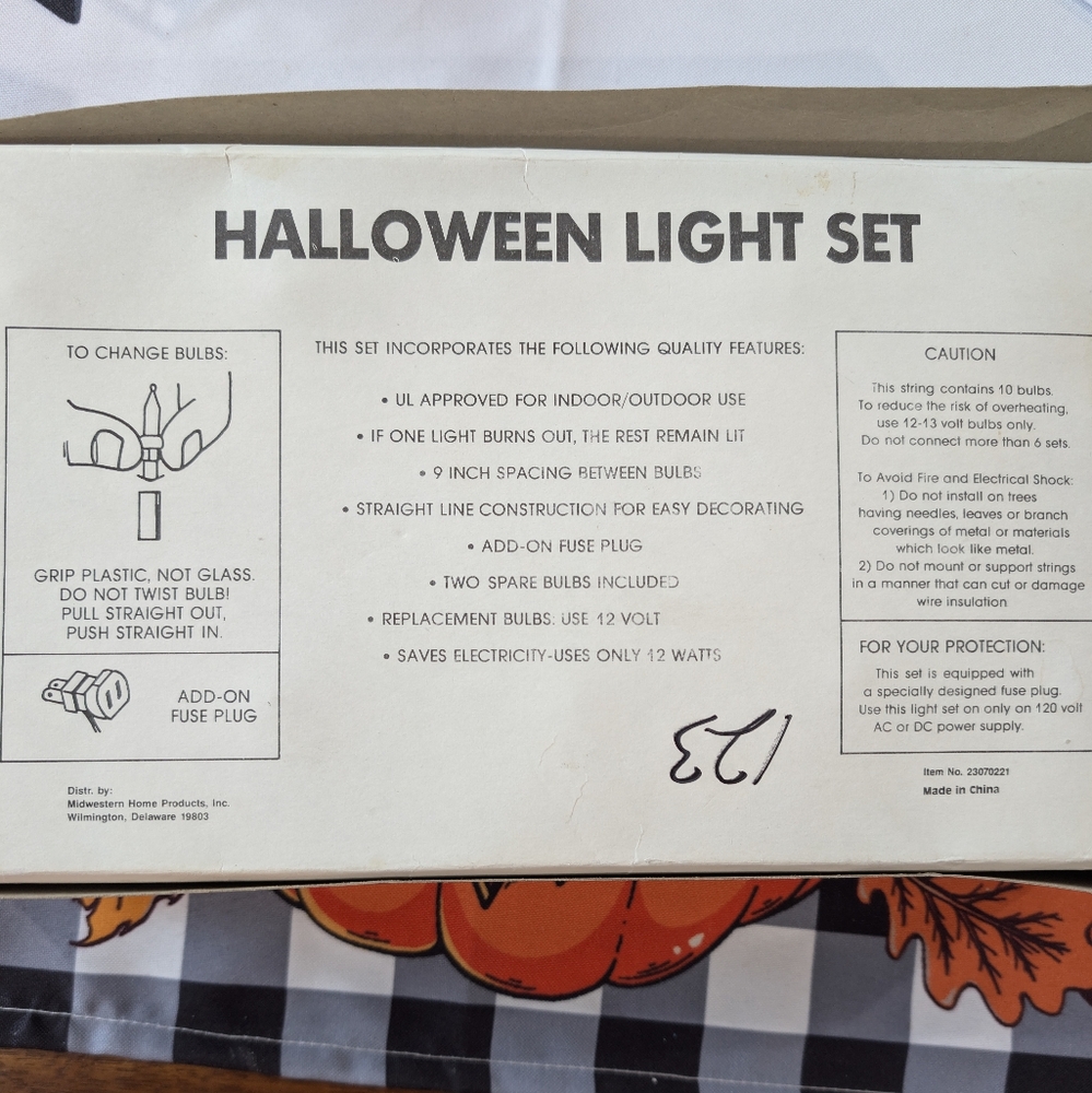 Vintage Jack-o'-lantern Halloween Lights - Picture 2 of 10